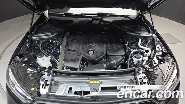 Mercedes-Benz GLC-Class GLC 300 4MATIC Avantgarde