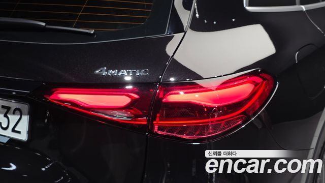 Mercedes-Benz GLC-Class GLC 300 4MATIC Avantgarde
