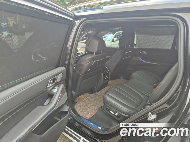 BMW X7 xDrive 40i Design Pure Excellence 7-Seater