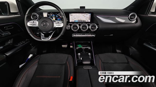 Mercedes-Benz GLA-Class GLA250 4MATIC