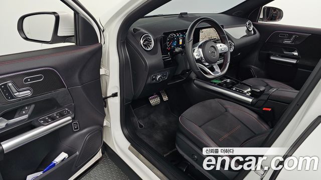 Mercedes-Benz GLA-Class GLA250 4MATIC