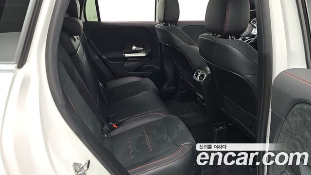 Mercedes-Benz GLA-Class GLA250 4MATIC