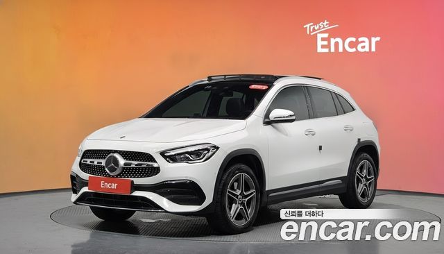 Mercedes-Benz GLA-Class GLA250 4MATIC