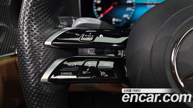 Mercedes-Benz E-Class E350 4MATIC AMG Line
