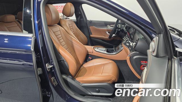 Mercedes-Benz E-Class E350 4MATIC AMG Line