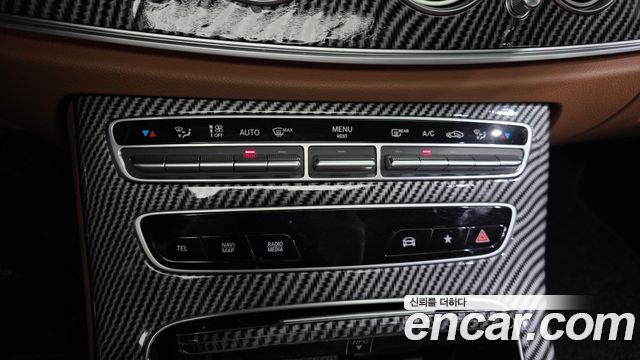 Mercedes-Benz E-Class E350 4MATIC AMG Line