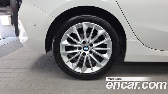 BMW 1-Series 118d Joy First Edition