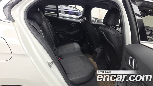 BMW 1-Series 118d Joy First Edition