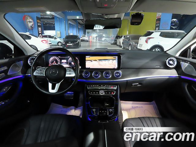 Mercedes-Benz CLS-Class CLS300d AMG Line