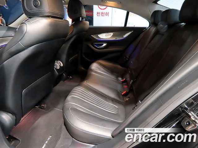 Mercedes-Benz CLS-Class CLS300d AMG Line