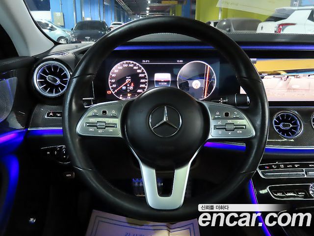 Mercedes-Benz CLS-Class CLS300d AMG Line