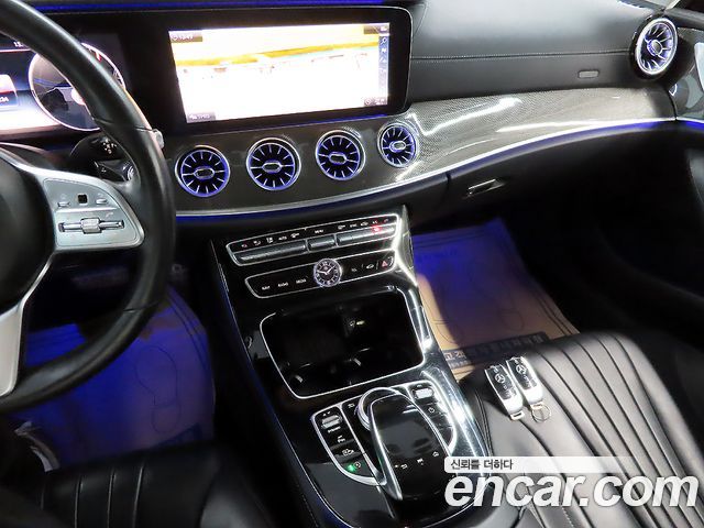 Mercedes-Benz CLS-Class CLS300d AMG Line