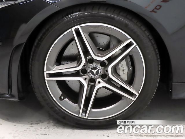 Mercedes-Benz CLS-Class CLS300d AMG Line