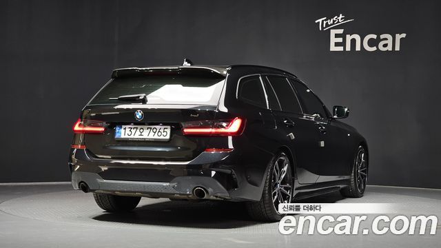 BMW 3-Series 320i Touring M Sports
