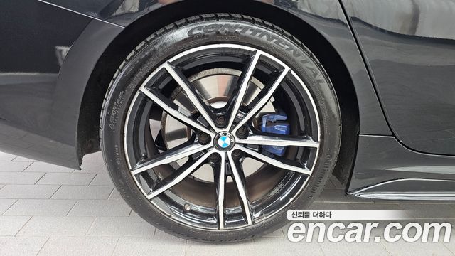 BMW 3-Series 320i Touring M Sports