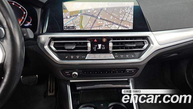 BMW 3-Series 320i Touring M Sports