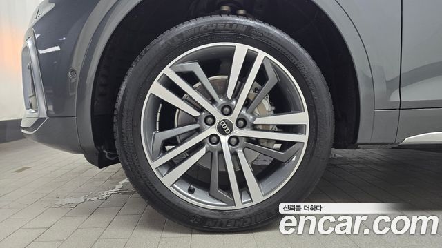 Audi Q5 45 TFSI Quattro Premium