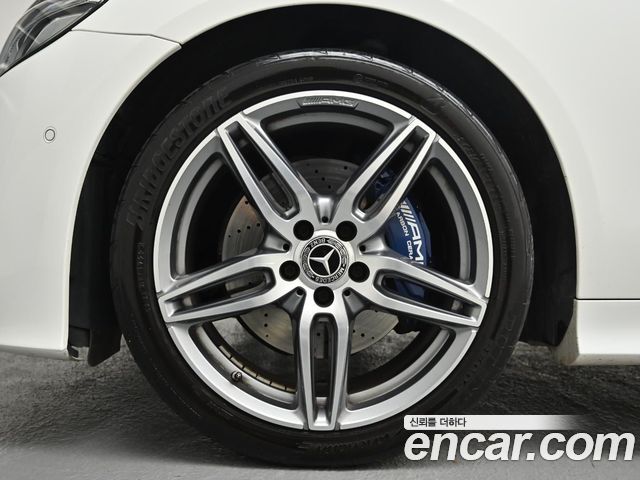 Mercedes-Benz E-Class E220d Coupe