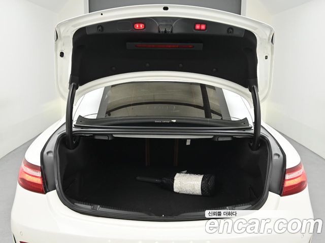 Mercedes-Benz E-Class E220d Coupe