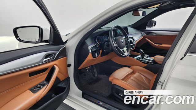 BMW 5-Series 530i xDrive M Sport Package