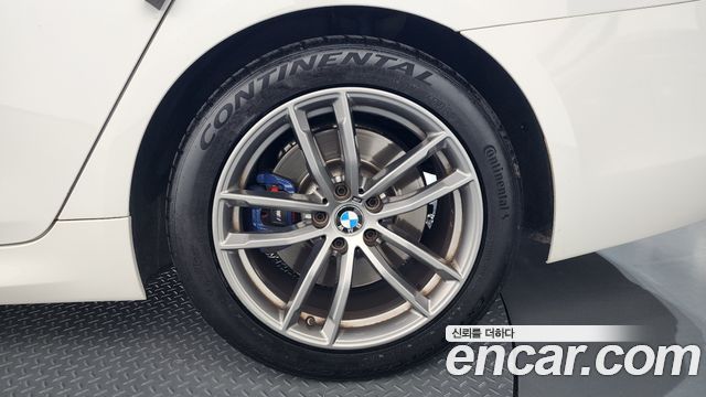 BMW 5-Series 530i xDrive M Sport Package