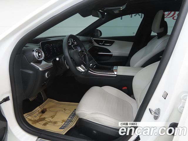 Mercedes-Benz C-Class C300 4MATIC AMG Line