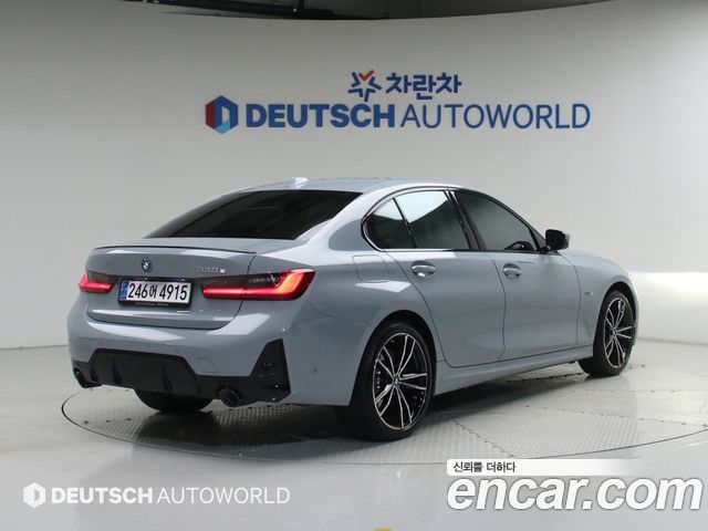 BMW 3-Series 330e M Sport