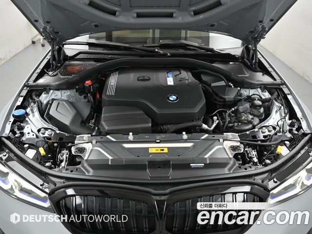 BMW 3-Series 330e M Sport