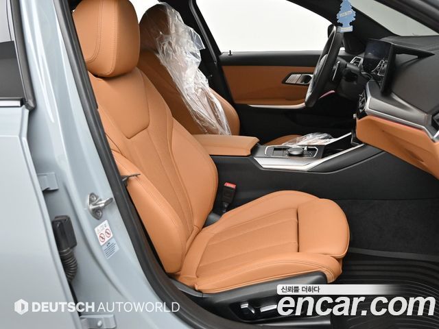 BMW 3-Series 330e M Sport