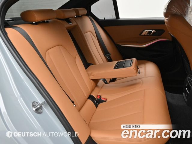 BMW 3-Series 330e M Sport