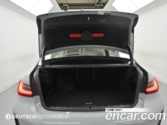 BMW 3-Series 330e M Sport
