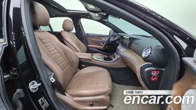 Mercedes-Benz E-Class E300e 4MATIC Exclusive