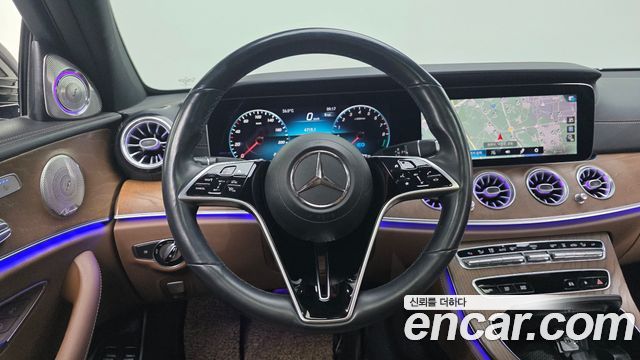 Mercedes-Benz E-Class E300e 4MATIC Exclusive