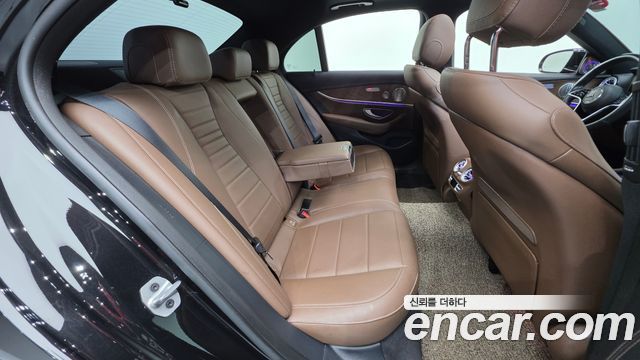 Mercedes-Benz E-Class E300e 4MATIC Exclusive