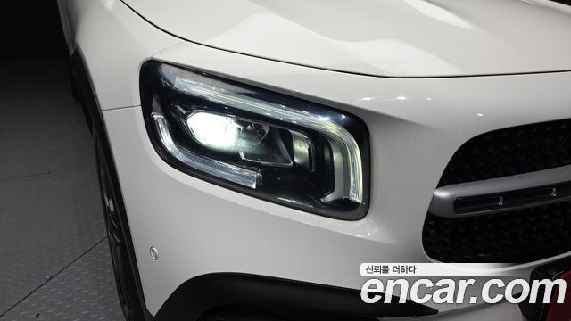 Mercedes-Benz GLB-Class GLB250 4MATIC