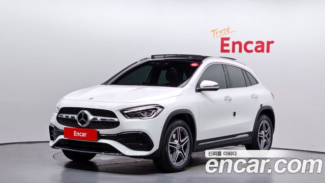 Mercedes-Benz GLA-Class GLA250 4MATIC