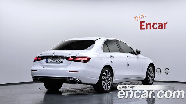 Mercedes-Benz E-Class E350 4MATIC Exclusive