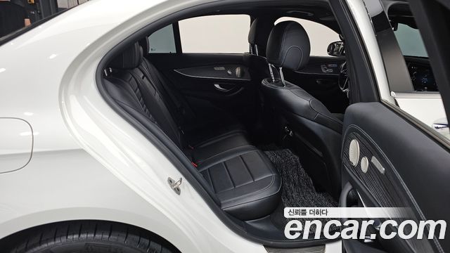 Mercedes-Benz E-Class E350 4MATIC Exclusive