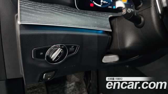 Mercedes-Benz E-Class E350 4MATIC Exclusive