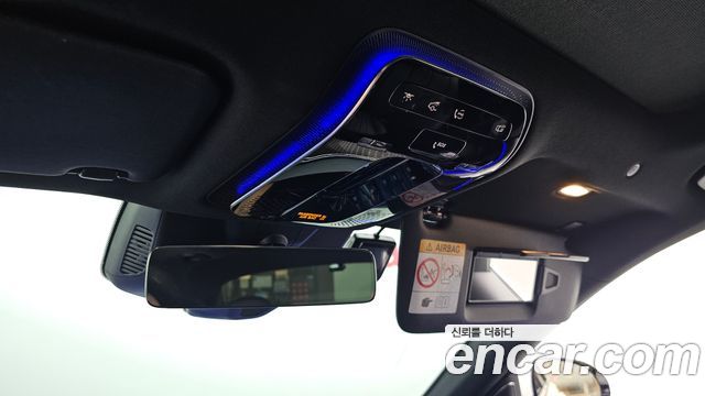 Mercedes-Benz E-Class E300 4MATIC Exclusive