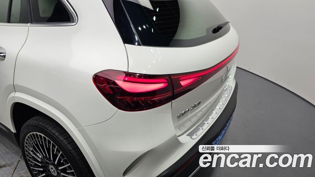 Mercedes-Benz EQA EQA250 AMG Line