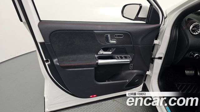 Mercedes-Benz EQA EQA250 AMG Line