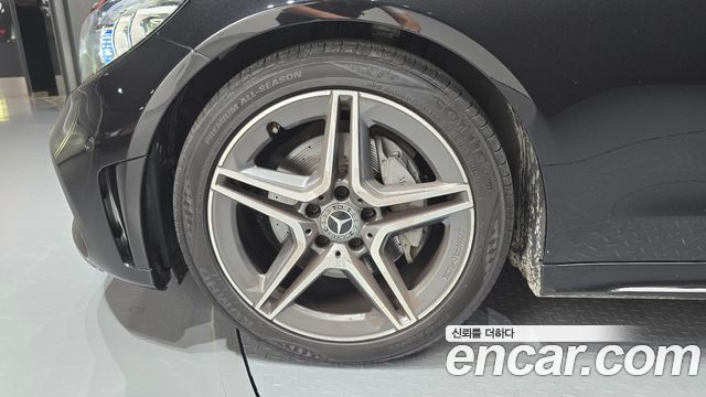 Mercedes-Benz C-Class C200 Coupe