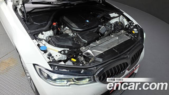 BMW 3-Series 320d Luxury