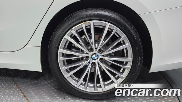 BMW 3-Series 320d Luxury