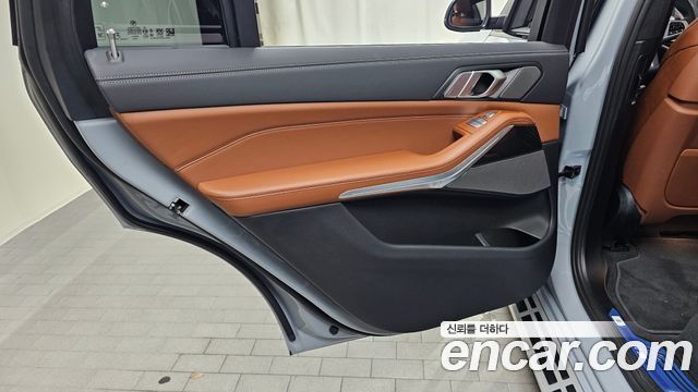 BMW X7 xDrive 40i M Sport 6STR