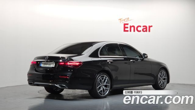 Mercedes-Benz E-Class E220d 4MATIC AMG Line