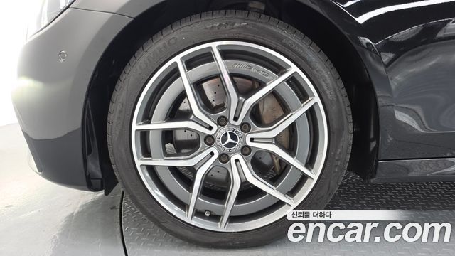 Mercedes-Benz E-Class E220d 4MATIC AMG Line