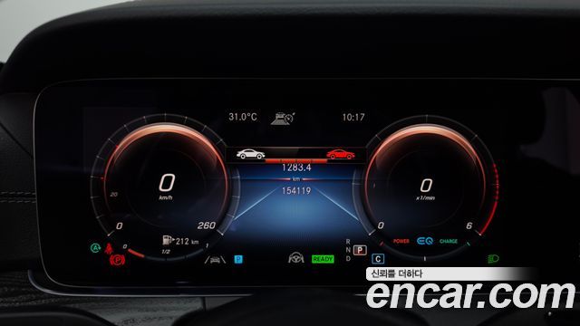 Mercedes-Benz E-Class E220d 4MATIC AMG Line