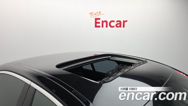 Mercedes-Benz E-Class E220d 4MATIC AMG Line